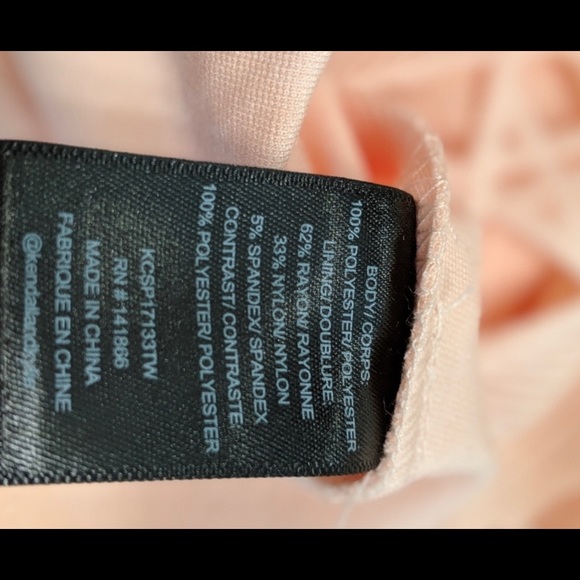 Kendal and Kylie Pink sleeveless Boxy silhouette. - Picture 3 of 7